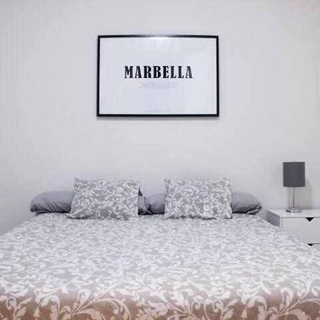 Best Location Apartment In Marbella. Beachfront!! Eksteriør bilde